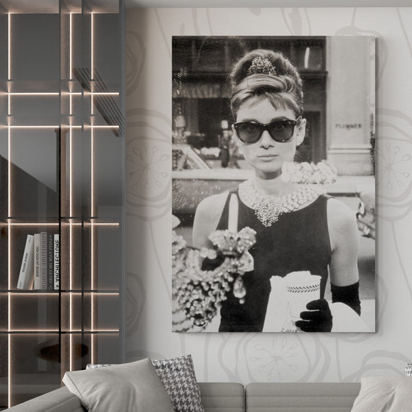 Audrey Hepburn - Breakfast at Tiffany's - Movie Art - Set of 3 Prints - Canvas Wall Art Framed Prints - Various Sizes