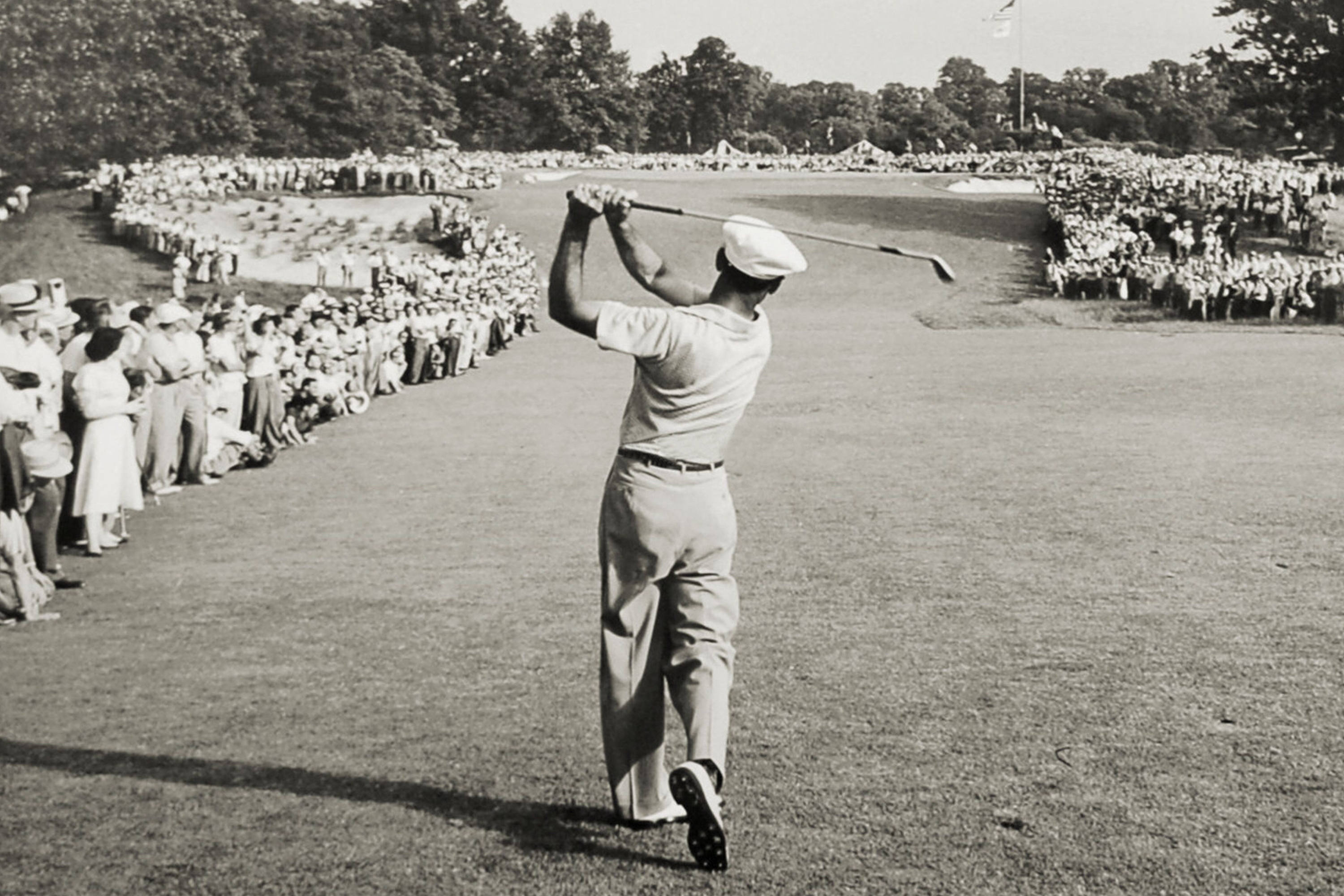 Ben Hogan Famous Golf Shot Icon Canvas Wall Art Print - Various Sizes