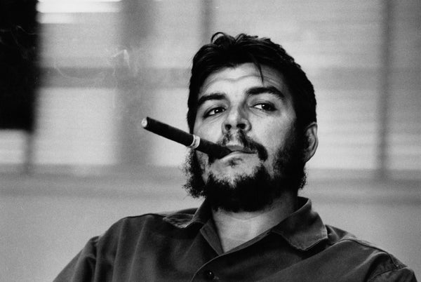 Che Guevara Smoking Canvas Wall Art Print - Various Sizes