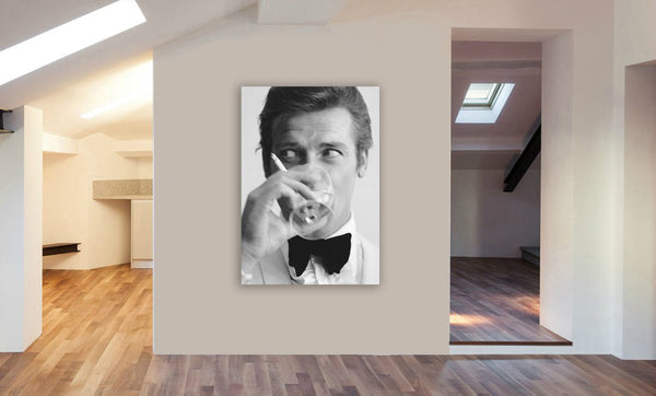 Roger Moore - James Bond - Canvas Wall Art Framed Print - Various Sizes